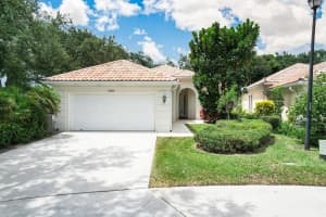 4993 Garden Dr, Delray Beach, FL 33445 Sold 11/18/24