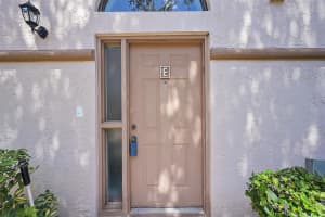 5196 Europa Dr E, Boynton Beach, FL 33437 Sold 10/07/24