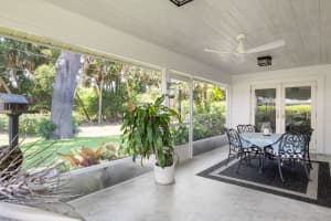 141 40th Court, Vero Beach, FL 32968 Sold 08/06/24