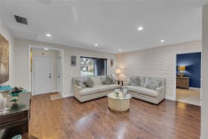 11471 NW 37th Pl, Sunrise, FL 33323 Sold 09/17/24