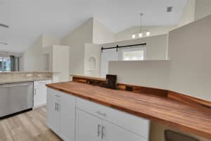 7524 Pinewalk Dr 173, Margate, FL 33063 Sold 09/27/24