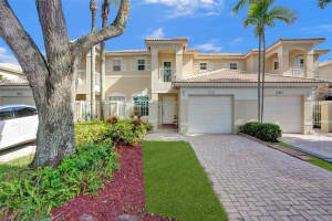 17030 NW 22nd St 17030, Pembroke Pines, FL 33028 Sold 12/17/24