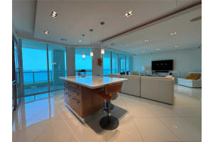 101 S Fort Lauderdale Beach Blvd 1903, Fort Lauderdale, FL 33316 Sold 07/31/24