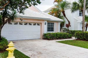 11 Blenheim Ct, Palm Beach Gardens, FL 33418 Sold 12/24/24