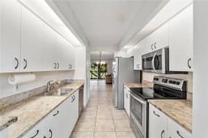 13105 SW 16th Ct 206L, Pembroke Pines, FL 33027 Sold 09/26/24