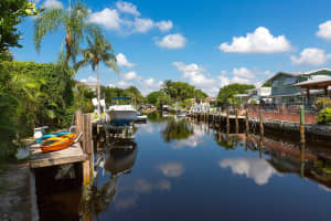 1457 SE 7th St, Deerfield Beach, FL 33441 Sold 08/22/24