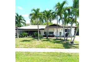 2320 NW 10th Ct, Pompano Beach, FL 33069 Sold 12/30/24