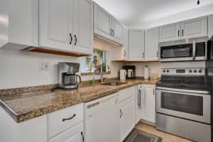 3501 NW 47th Ave 411, Lauderdale Lakes, FL 33319 Sold 02/03/25