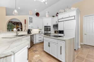 10901 NW 5th Court, Plantation, FL 33324 Sold 08/28/24