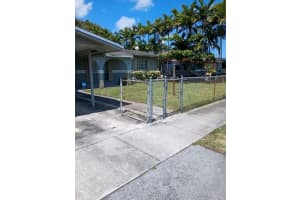 4711 SW 27th St, West Park, FL 33023 Sold 02/26/25