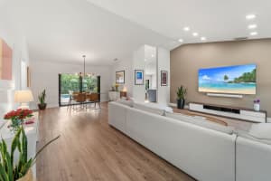 640 NW 108th Ave, Plantation, FL 33324 Sold 09/10/24