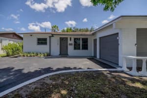 7730 NW 38th St, Davie, FL 33024 Sold 10/25/24