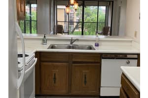 5836 Coral Lake Dr 312, Pompano Beach, FL 33063 Sold 09/01/24
