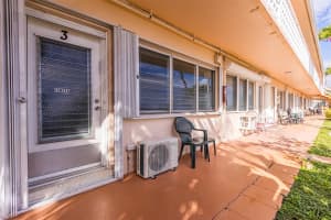 800 SW 11th Ave 3A, Hallandale Beach, FL 33009 Sold 07/17/24