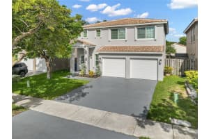 5993 SW 112th Ln, Cooper City, FL 33330 Sold 08/15/24