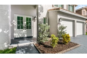 5993 SW 112th Ln, Cooper City, FL 33330 Sold 08/15/24