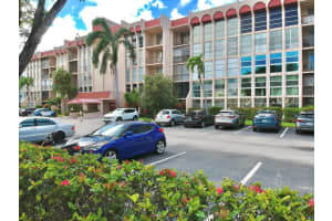 2101 Atlantic Shores Blvd 319, Hallandale Beach, FL 33009 Sold 12/13/24