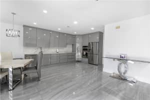 8726 NW 5th Pl, Coral Springs, FL 33071 Sold 09/09/24