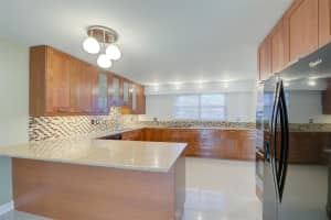 7020 Nova Dr 102D, Davie, FL 33317 Sold 10/04/24