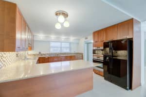 7020 Nova Dr 102D, Davie, FL 33317 Sold 10/04/24