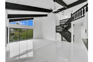 641 Mockingbird Ln, Plantation, FL 33324 Sold 10/15/24