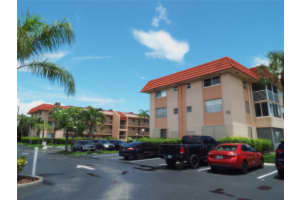 3050 Holiday Springs Blvd 308, Margate