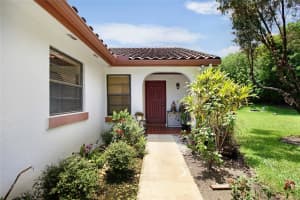 1975 Sacramento, Weston, FL 33326 Sold 12/12/24