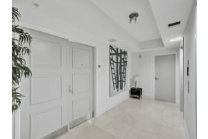 3535 S Ocean Dr 1506, Hollywood, FL 33019 Sold 10/03/24