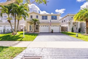 5938 SW 112th Dr, Cooper City, FL 33330 Sold 09/10/24