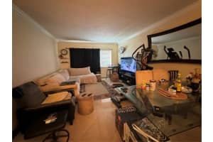 101 SE 6th Avenue 6, Pompano Beach, FL 33060 Sold 12/20/24