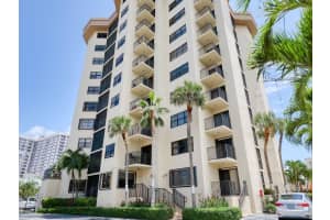 501 N Riverside Dr 301, Pompano Beach, FL 33062 - MLS#F10449323