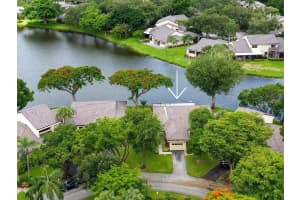 465 NW 95th Ave, Plantation, FL 33324 Sold 10/07/24