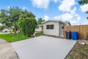 3581 NW 39TH AV, Lauderdale Lakes, FL 33309 Sold 10/29/24