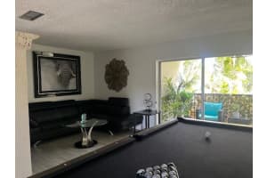 20 NW 87th Ave 205, Miami, FL 33172 - MLS#F10449463