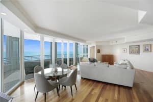 1700 S Ocean Blvd 5A, Lauderdale By The Sea, FL 33062 Sold 01/30/25