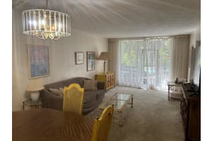 5300 NE 24th Ter 124, Fort Lauderdale, FL 33308 Sold 09/16/24