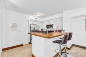 1900 Van Buren St 301B, Hollywood, FL 33020 Sold 03/10/25
