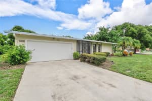 14583 Sunny Waters Ln, Delray Beach, FL 33484 Sold 09/13/24
