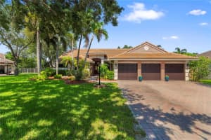 6242 Champlain Ter, Davie, FL 33331 Sold 08/16/24