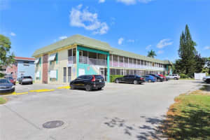 2905 Pierce St 10, Hollywood, FL 33020 Sold 06/20/25