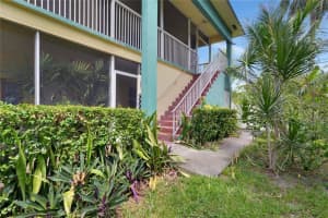 2905 Pierce St 10, Hollywood, FL 33020 Sold 06/20/25