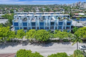 2729 NE 1st St 2729, Pompano Beach, FL 33062 Sold 02/21/25