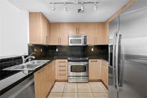 511 SE 5th Avenue 1707, Fort Lauderdale, FL 33301 Sold 01/10/25