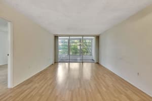 8351 Sands Point Blvd 206, Tamarac, FL 33321 Sold 12/26/24