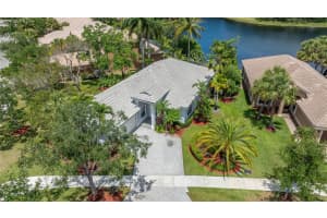 11239 NW 65th Mnr, Parkland, FL 33076 Sold 09/24/24