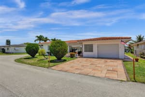 5801 NW 86th Ter, Tamarac, FL 33321 Sold 08/30/24