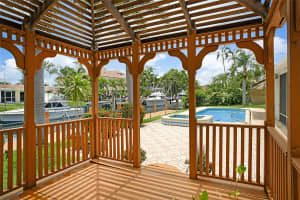 2360 NE 49th St, Lighthouse Point, FL 33064 Sold 09/05/24