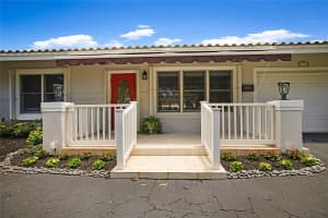 2360 NE 49th St, Lighthouse Point, FL 33064 Sold 09/05/24