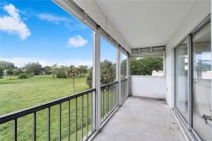 4158 Inverrary Dr 311, Lauderhill, FL 33319 Sold 02/19/25