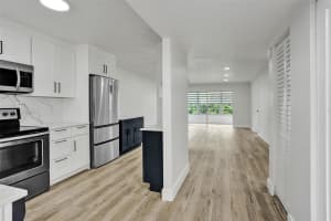 9380 Sunrise Lakes Blvd 312, Sunrise, FL 33322 Sold 10/18/24